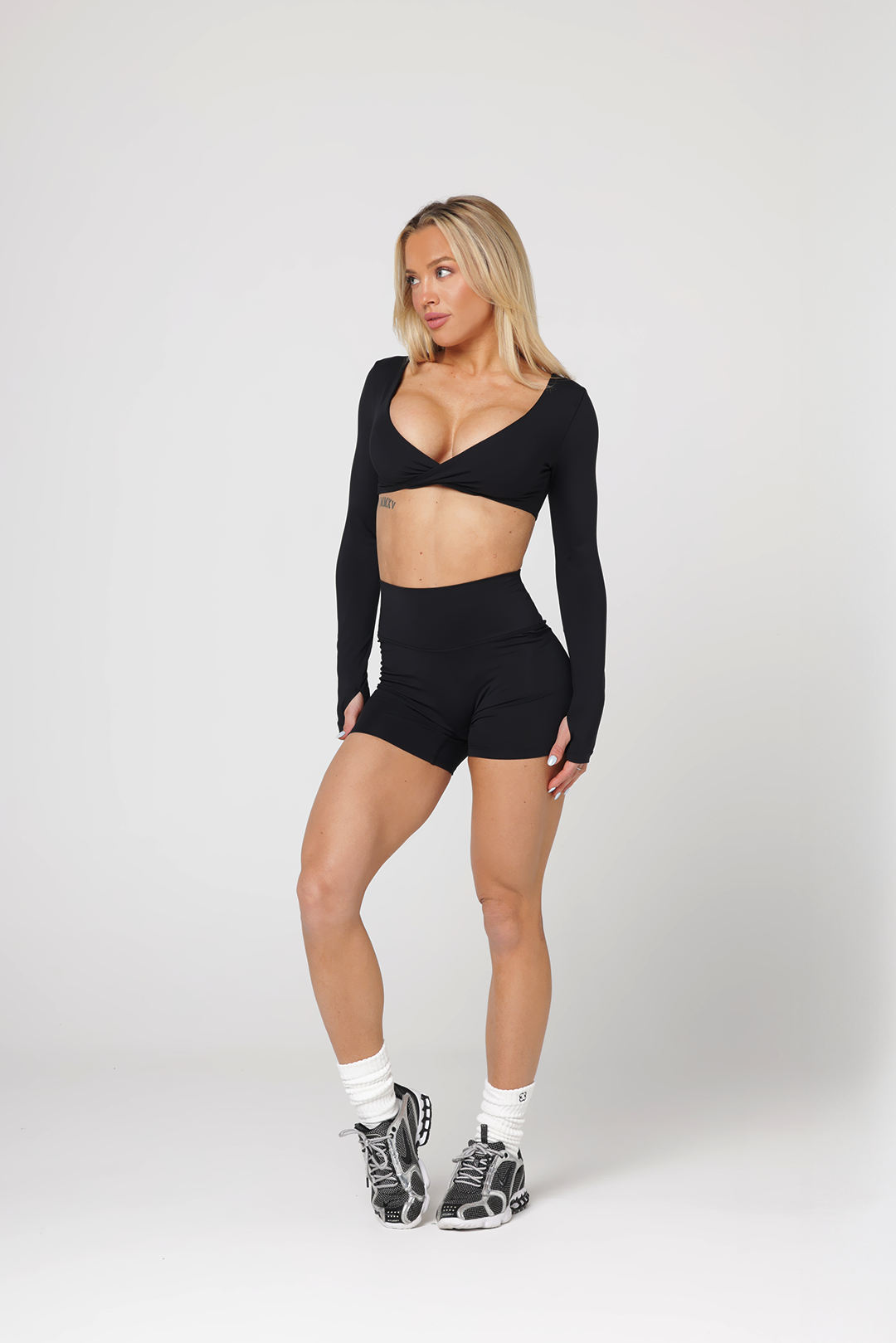 Aurora Long Sleeve Crop | Black