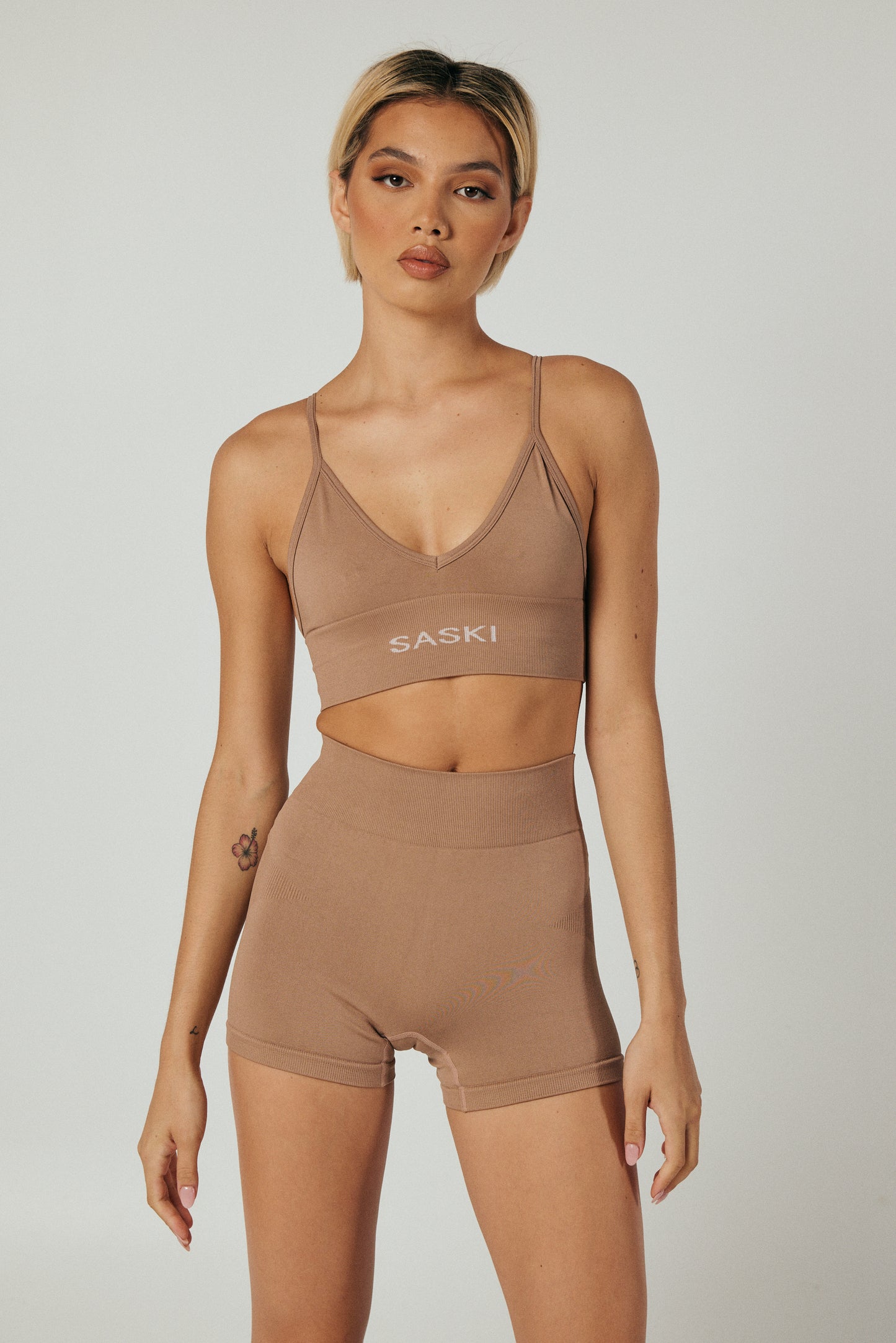 Seamless Booty Shorts | Fawn